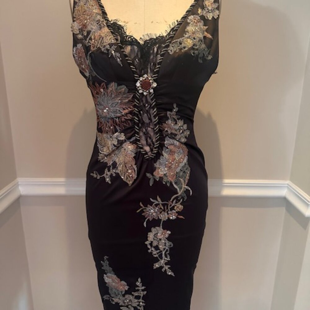 Black Mandalay Dress size 2 - Picture 2 of 6